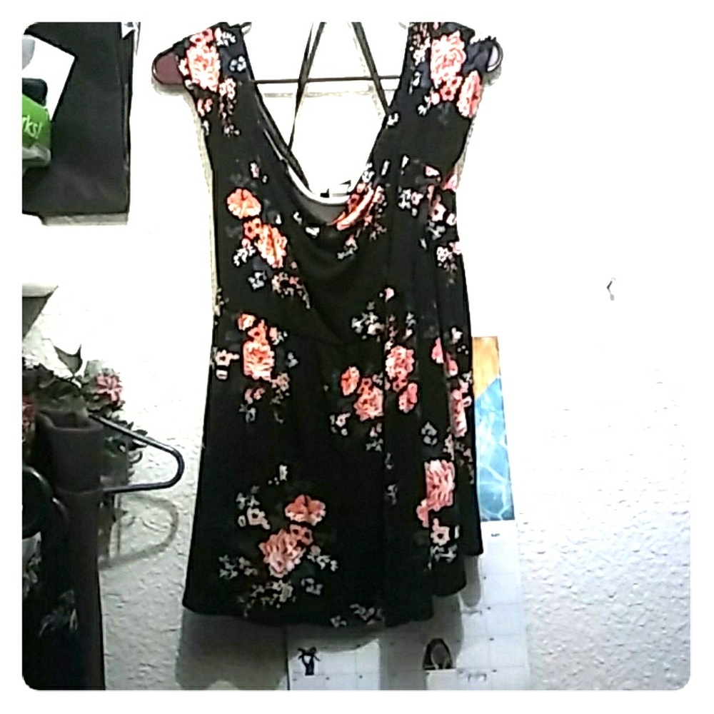 Plus size off the shoulder flower blouse